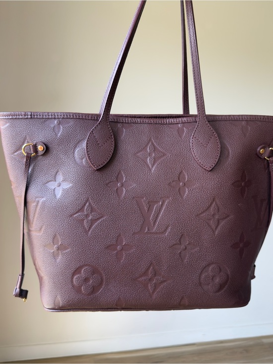 Louis Vuitton Handbags - Louis Vuitton Neverfull